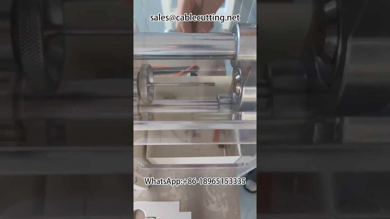 Félautomata fémárnyékoló háló vágógép elektromos jármű kábelköteg gyártáshoz