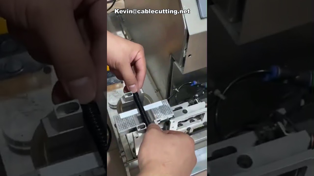 Félautomata öntapadós címkézőgép USB kábelköteghez és csövekhez